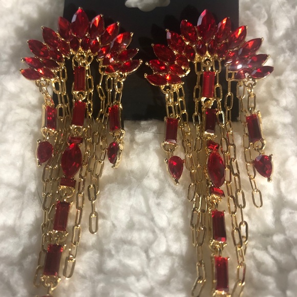 New Guess Red Statement Cluster Drop Earrings - Picture 2 of 6